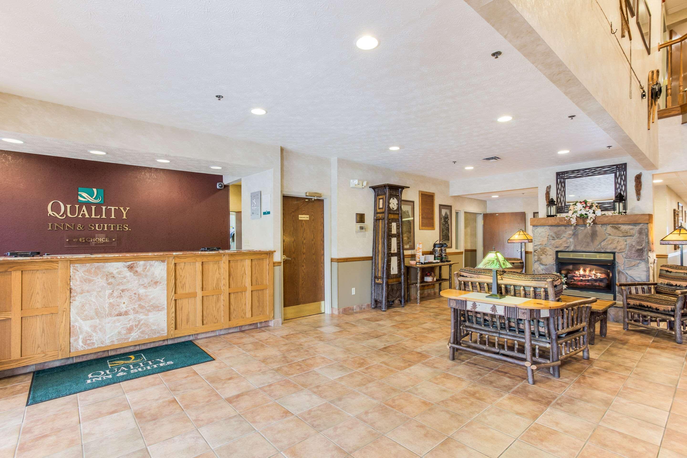 Quality Inn & Suites Big Stone Gap Exterior foto